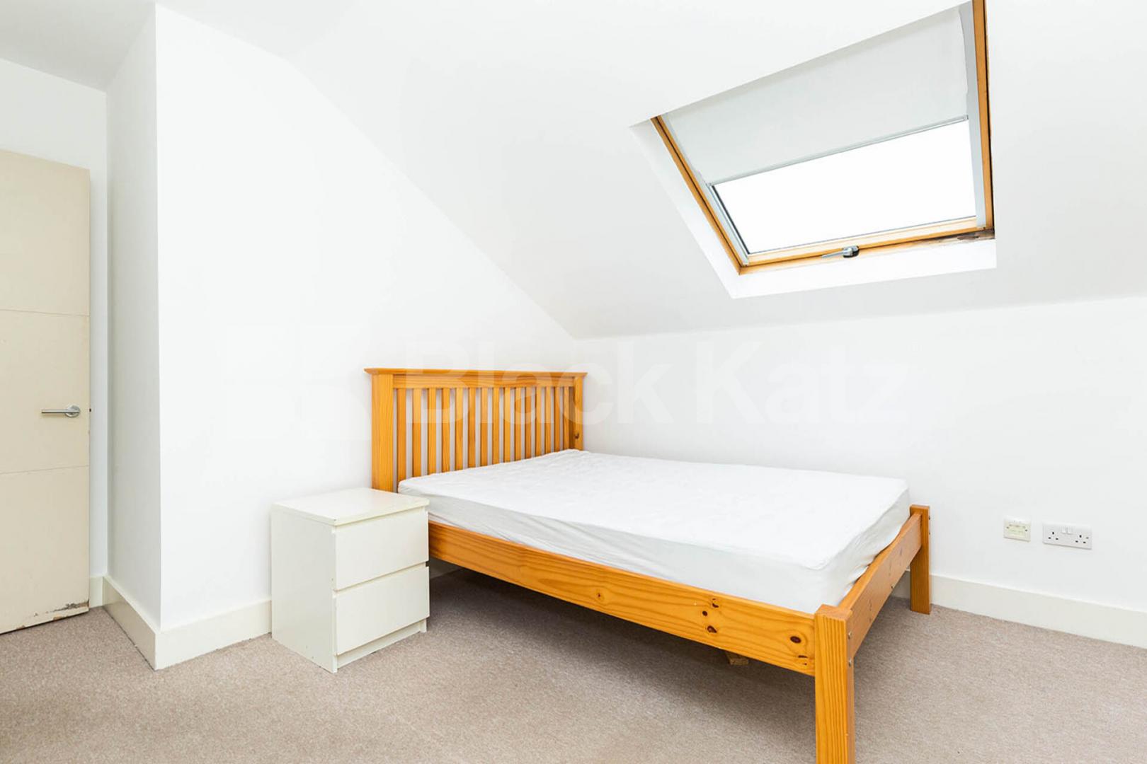 Top floor 3 bedroom in Hackney close to Hackney Downs Park Goulton Road, Hackney Central